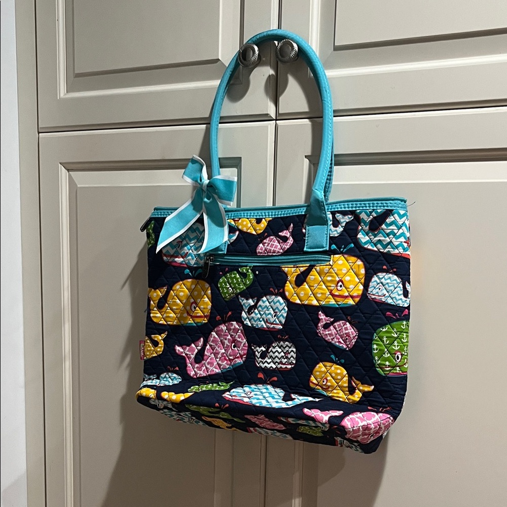 N GilWhale Patterned Tote Bag with Blue Accents